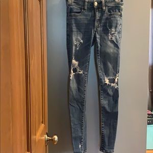 American eagle ripped skinny jeans